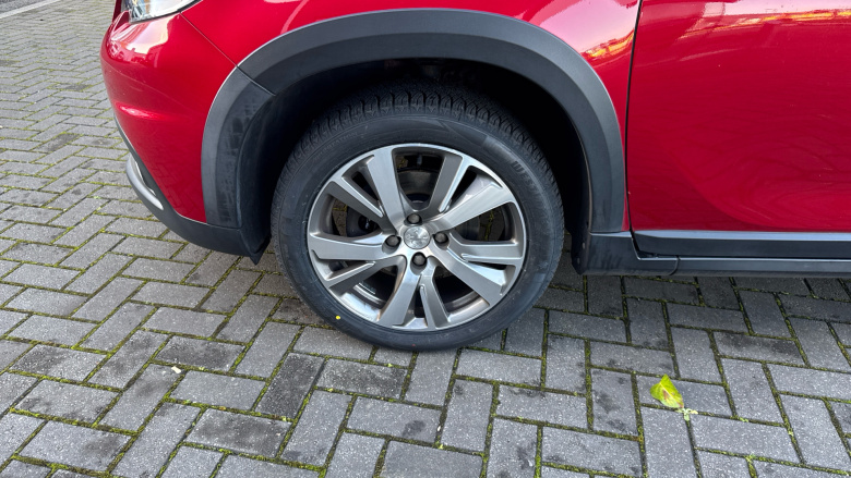 Peugeot 2008 1.2 PureTech 110 Allure Premium 5dr Petrol Estate